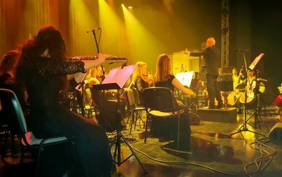 Zdjęcie do 080322 Koncert z okazji Dnia Kobiet w kinie Wolność